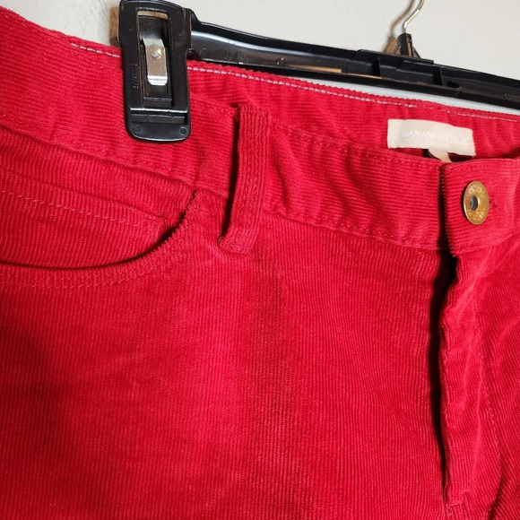 Banana Republic Red Corduroy pants. Size 31. - Picture 10 of 16